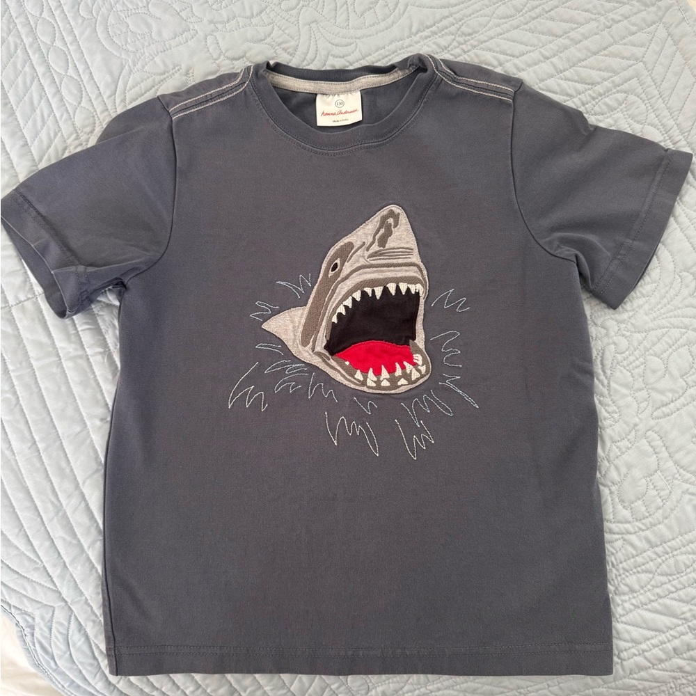 Hanna Andersson Shark Graphic T-Shirt - Gray Sz 130 or 8